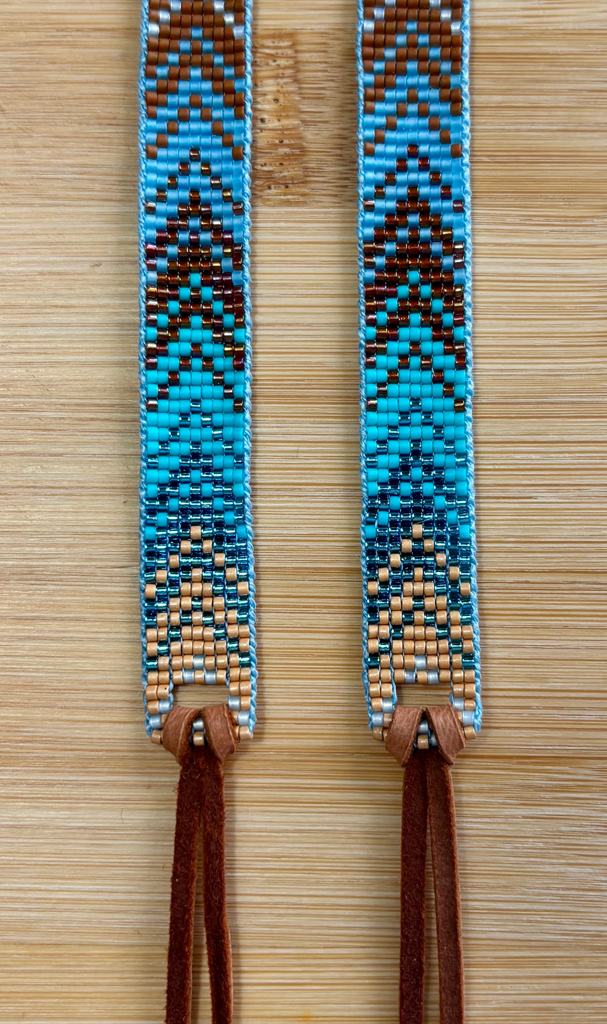 Earth and Sky Color Fading Chevron Pattern Hatband