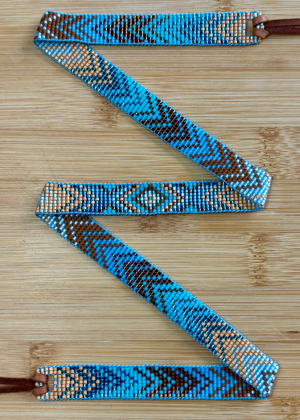 Earth and Sky Color Fading Chevron Pattern Hatband