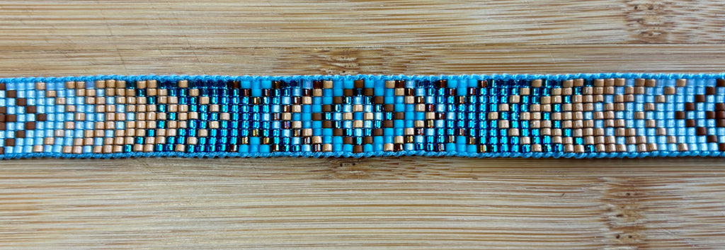 Earth and Sky Color Fading Chevron Pattern Hatband