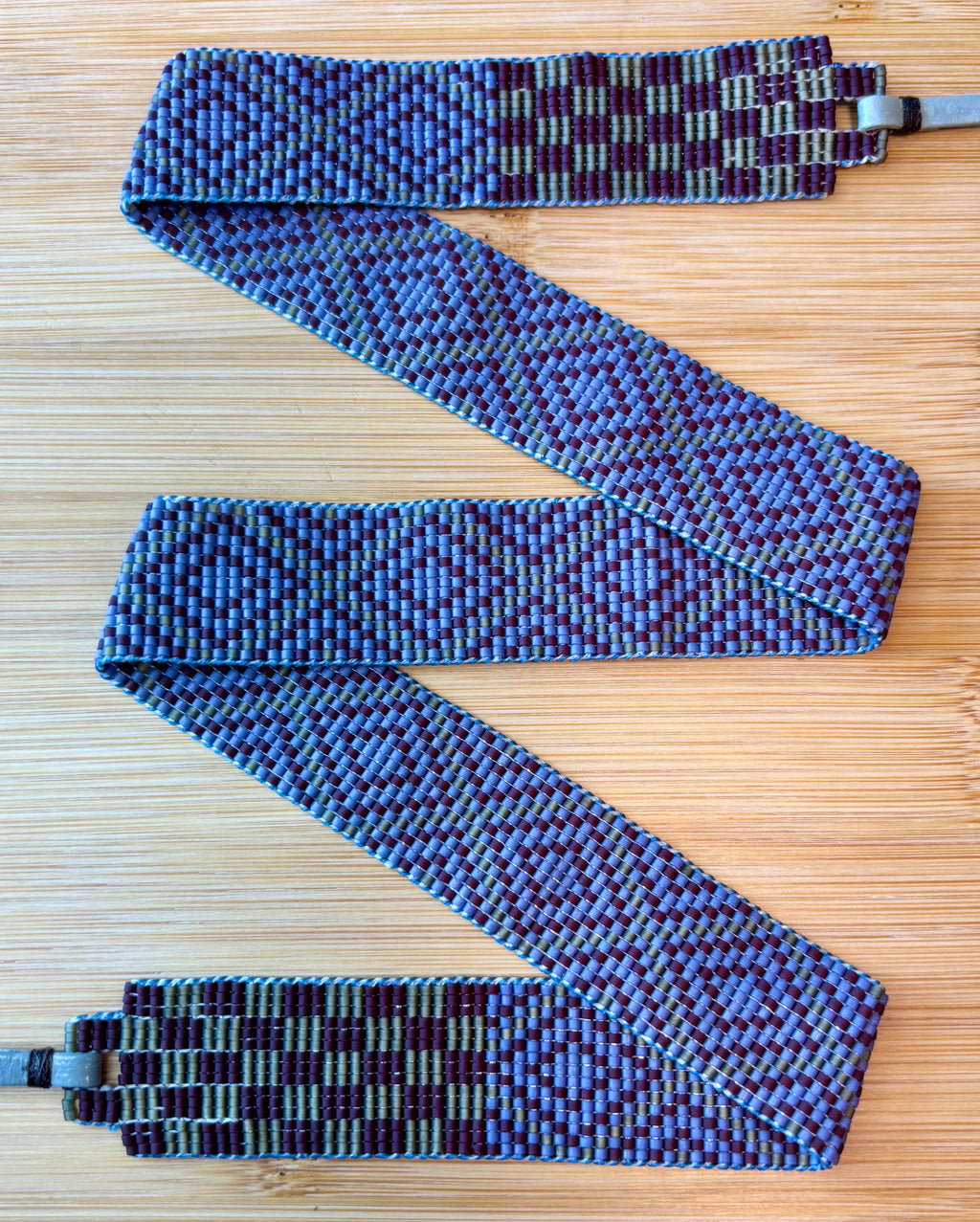 Diamond Outline with Checkered Endings Hatband